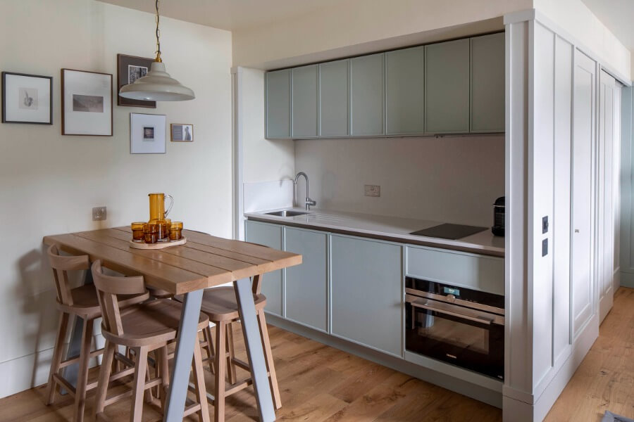 nnClusive’s apartment at Abbey Strand, Edinburgh - Kitchen