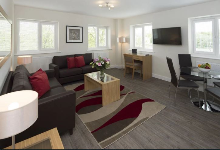 InnClusive’s apartment at Easthampstead Road, Bracknell - living area