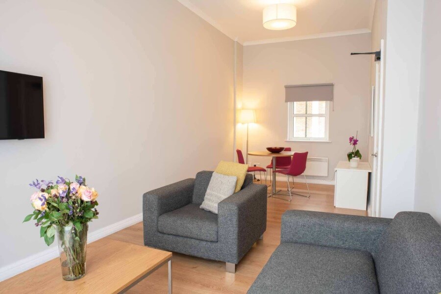 InnClusive’s apartment at Minster Street, Reading - Living area