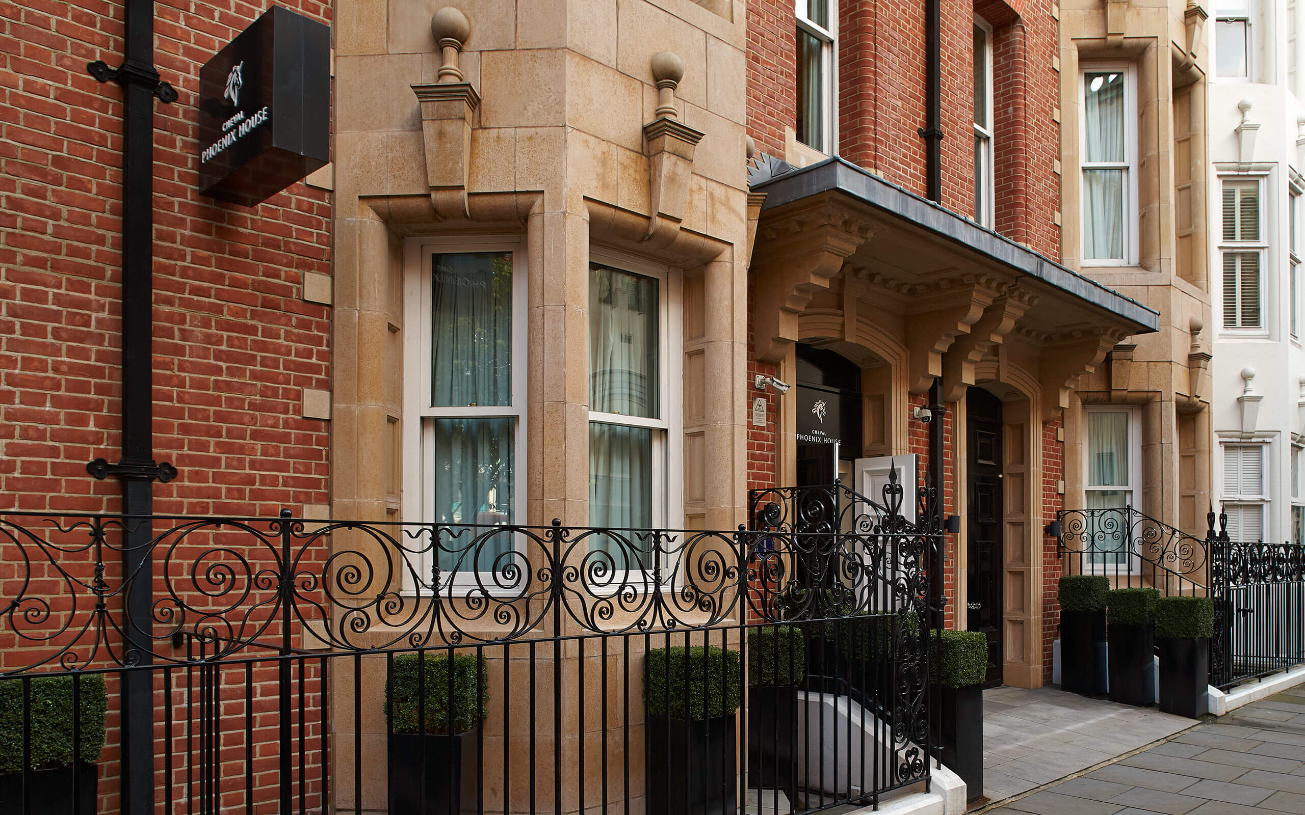 Phoenix House, London InnClusive