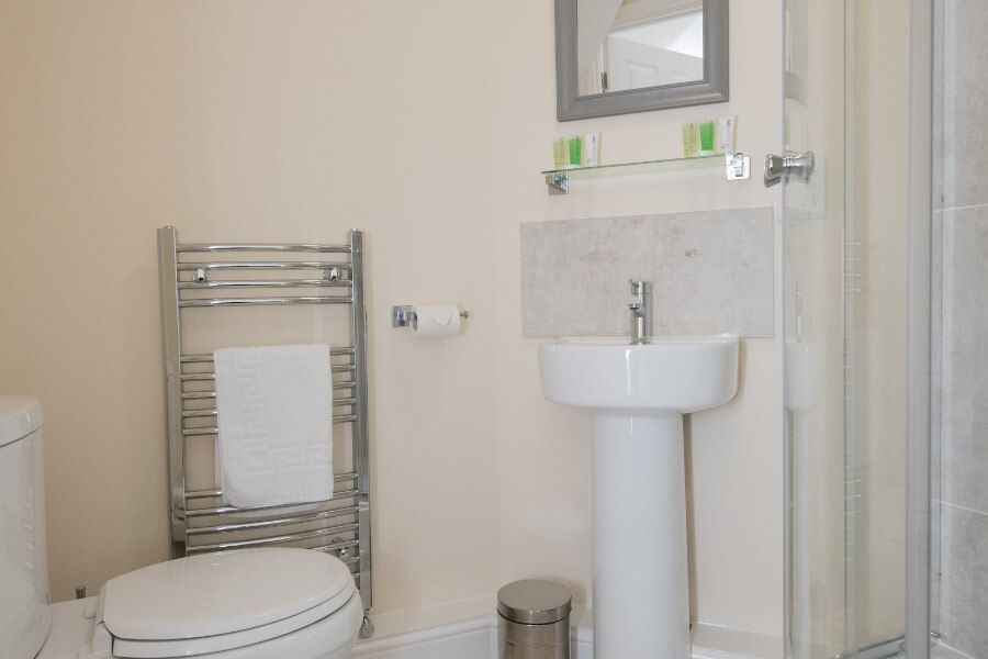 InnClusive’s apartment at Kennedy Street, Peterborough - Bathroom