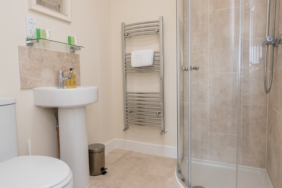 InnClusive’s apartment at Kennedy Street, Peterborough - Bathroom