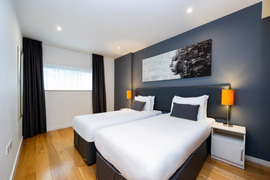 InnClusive’s apartment at London Heathrow - Bedroom